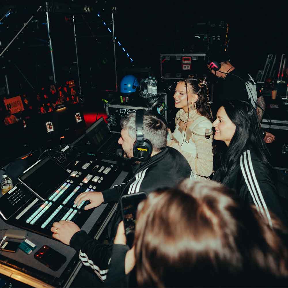 Nina Chuba Festival Arena Tour Livekamera Event Musik